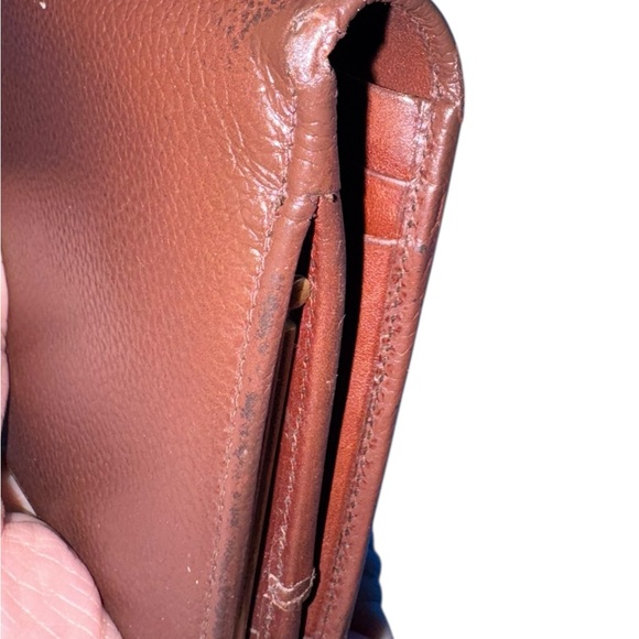 vintage Coach bifold wallet made of brown leather. - Picture 6 of 7